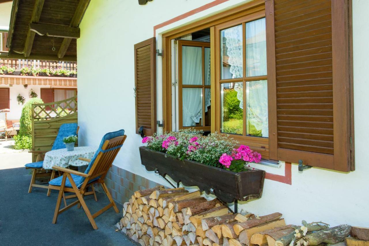 Gaestehaus Kerschbaum Grainau Exterior photo